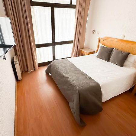 Hotel Mar Azul Ешпиньо Екстериор снимка