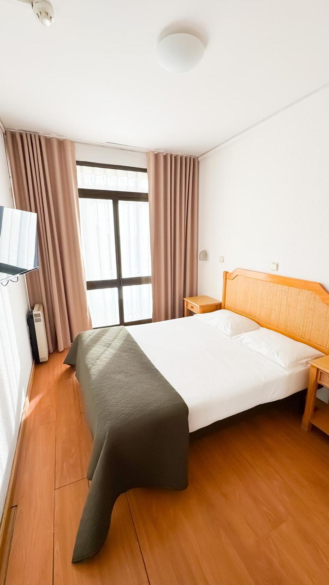 Hotel Mar Azul Ешпиньо Екстериор снимка
